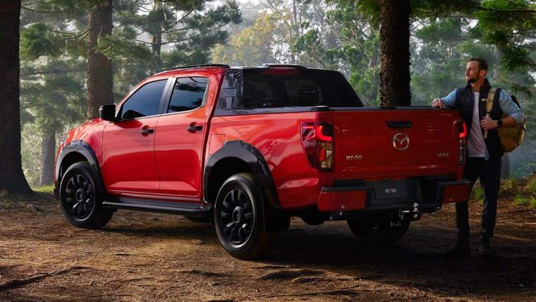 Mazda BT-50 2025