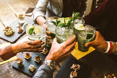 MDZol | Estos son los mejores tragos para tomar en un bar, según la IA Foto: Shutterstock