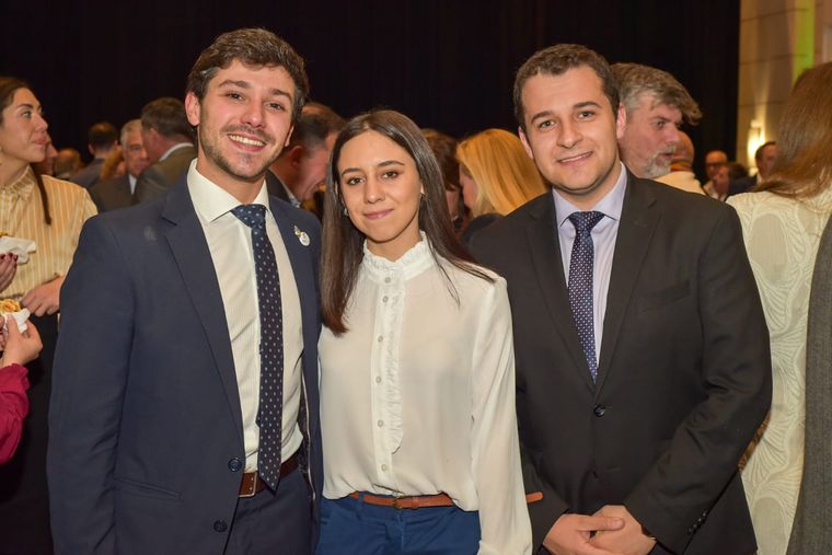 Eros D’Amore, Abigail Crescitelli y Franco Coluchi. Eros D’Amore, Abigail Crescitelli y Franco Coluchi.