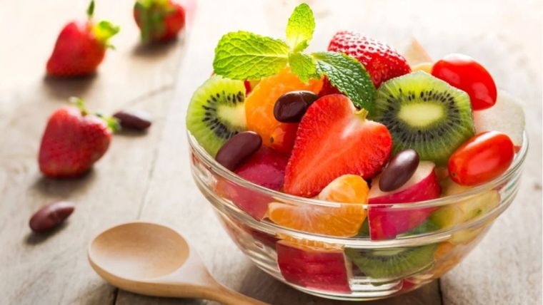 La fruta tiene muchísimos beneficios para nuestra salud por lo que necesitamos incorporarlas sin importar el momento del día. Foto: Archivo MDZ