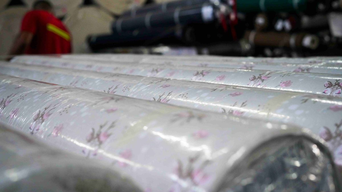 La industria textil vuelve a caer y opera a su nivel histórico más bajo