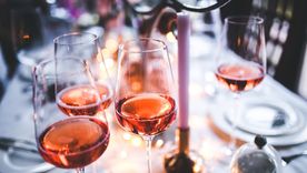 El vino rosado, cada día más buscado y elegido.