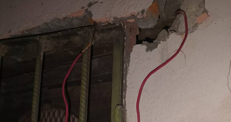 Cansado de los robos, el dueño de la vivienda electrificó la puerta Foto: NA