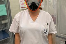 adaptaron mascaras de buceo para proteger al personal de la salud