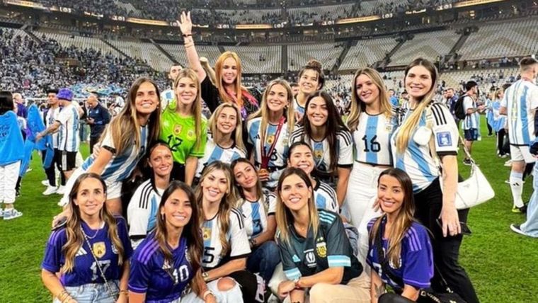 El grupo de WhatsApp de las mujeres de la Selección habría sido el lugar donde se decidió el "unfollow" masivo. El grupo de WhatsApp de las mujeres de la Selección habría sido el lugar donde se decidió el "unfollow" masivo.