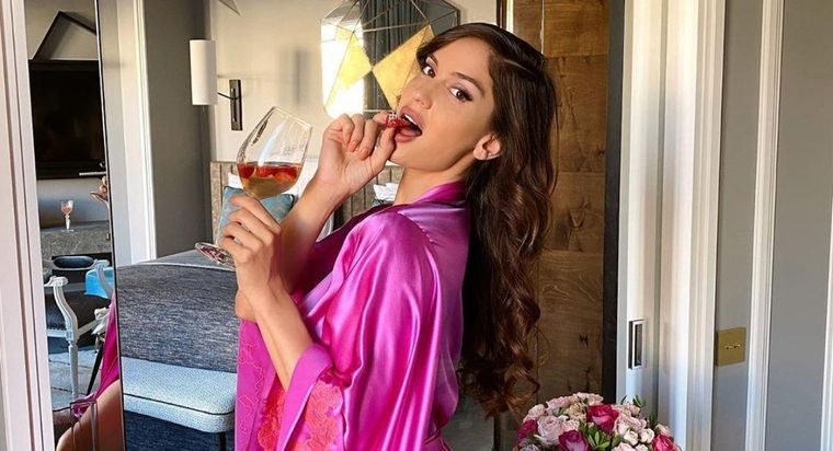 Hasta Maluma se impactó al ver a Natalia Barulich en una sesión de fotos sin pantalones