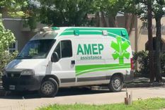 Tras confirmarse un caso positivo de Influenza B, dos egresados de un contingente de Jujuy fueron trasladados a una clínica privada en Villa Carlos Paz. Foto: Captura de video