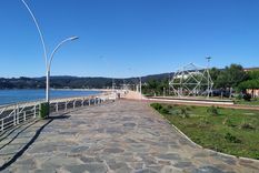 Pueblos costeros de Chile ofrecen mar, tranquilidad y precios accesibles para disfrutar el verano sin gastar de más.