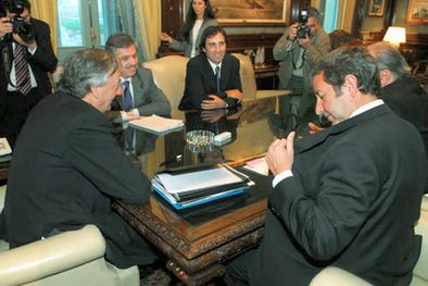 MDZol | Néstor Kirchner y Julio Cobos, en época de buena relación. Foto: telam