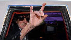 Cumpleaños de Charly García, uno de los pocos indiscutidos y abrazados por las mayorías en Argentina. Cumpleaños de Charly García, uno de los pocos indiscutidos y abrazados por las mayorías en Argentina.