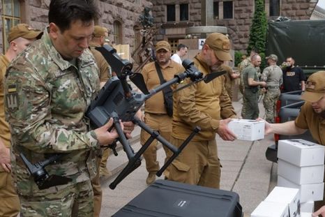 Rusia y Ucrania insisten con la estrategia de lanzamiento de drones. Foto: Efe Rusia y Ucrania insisten con la estrategia de lanzamiento de drones. Foto: Efe