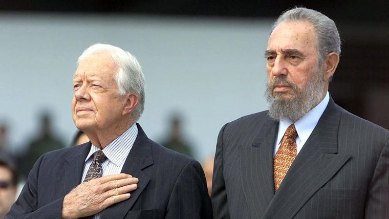 El expresidente de EE.UU.James Carter intentó acercamientos con el gobierno cubano de Fidel Castro durante su gobierno entre 1977 y 1981.