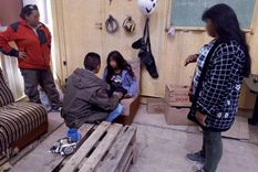 gendarmes tuvieron que asistir de urgencia a una nina chilena