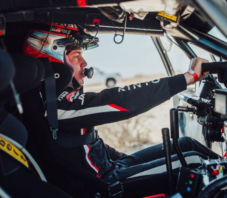 Juan Cruz Yacopini, durante la etapa 2 que lo llevó a la gloria en Qatar.
