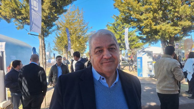 El director provincial de Ganadería, Francisco Ríos, ya se encuentra en el lugar. El director provincial de Ganadería, Francisco Ríos, ya se encuentra en el lugar.