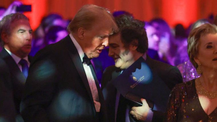 Donald Trump ya comenzó a aplicar los gravámenes a las importaciones argentinas.