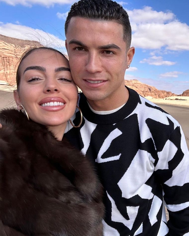 Así es el living de Georgina Rodríguez y Cristiano Ronaldo en Arabia Saudita Foto: Georgina Rodríguez/ Instagram