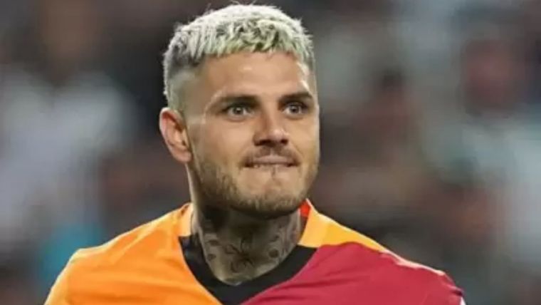 Juan Etchegoyen en Mitre Live cómo se encuentra la familia de Icardi. Juan Etchegoyen en Mitre Live cómo se encuentra la familia de Icardi.