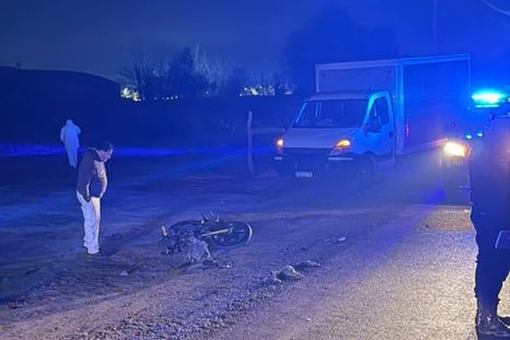 La víctima perdió el control de su moto y falleció producto de la caída. La víctima perdió el control de su moto y falleció producto de la caída.