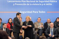con este plan, bachelet promete bajar 10 por ciento el delito