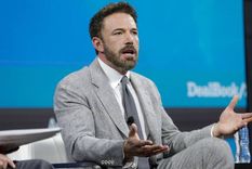 Ben Affleck fue objeto de burlas luego de quedarse dormido en un paseo en barco durante su luna de miel.