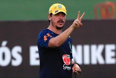 El DT prepara el equipo para recibir al campeón del mundo en el Maracaná. Foto: EFE El DT prepara el equipo para recibir al campeón del mundo en el Maracaná. Foto: EFE