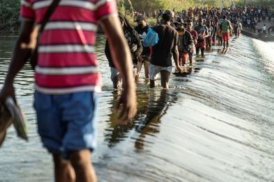 MDZol | El gobierno de EE.UU. está recibiendo estos días un número creciente de llegadas de migrantes a la frontera. Foto: REUTERS Foto: REUTERS