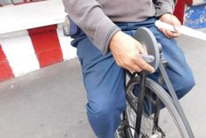 Afilador de cuchillos, un oficio tradicional que hoy se mantiene. Foto: Archivo MDZ