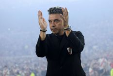 Napoleón analizó la llave ante los brasileros. Foto: Fotobaires