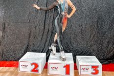 Una imagen repetida: Campanello en la cima del podio