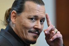 Johnny Depp tuvo un accidente en el que sufrió fracturas.