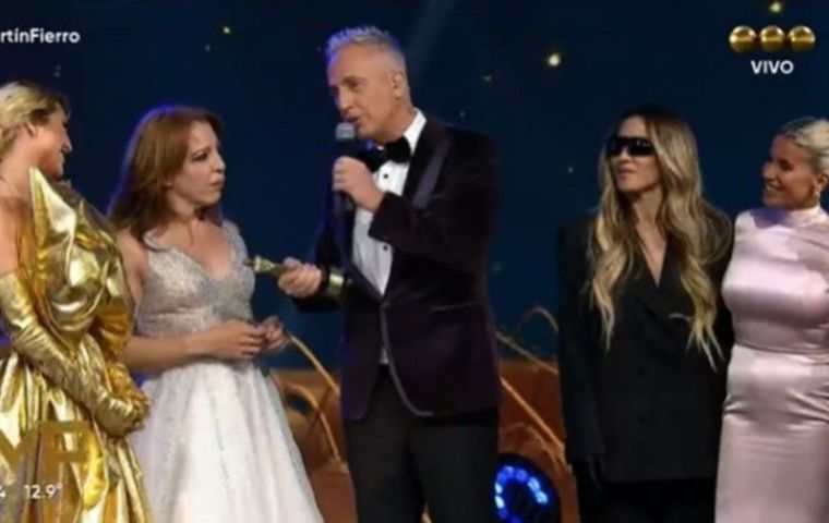 Marley, Flor Peña, Lizy Tagliani Las famosas lo destrozaron en vivo dejándolo muy mal parado