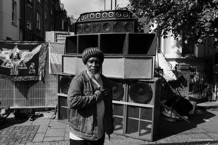 Uno de los más grandes y antiguos sistemas de sonido de esta cultura. Uno de los más grandes y antiguos sistemas de sonido de esta cultura.