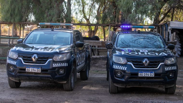 El operativo policial en el criadero ilegal de Luján de Cuyo. El operativo policial en el criadero ilegal de Luján de Cuyo.