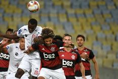 locura y polemica en rio de janeiro por la vuelta del futbol