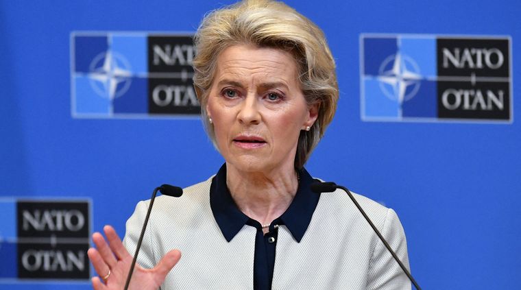 Ursula von der Leyen puja por Europa, ante EEUU. Foto: TELAM