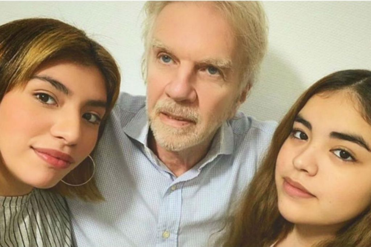 LAS HIJAS DE BEATRIZ SALOMÓN DENUNCIAR A SU PADRE. ALBERTO FERRIOLS LAS HABRÍA ECHADO DE SU CASA.
