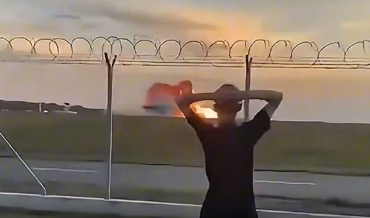 El accidente del avión en Polonia terminó con el piloto fallecido.
