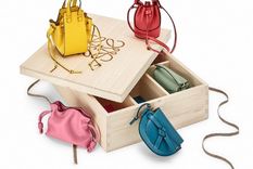La colección especial de Loewe de “nano bags”. Foto: Pinterest
