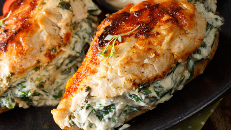 Esta receta puede adaptarse fácilmente: con hongos, tomates secos o quesos fuertes, sin perder su esencia cremosa. Esta receta puede adaptarse fácilmente: con hongos, tomates secos o quesos fuertes, sin perder su esencia cremosa.