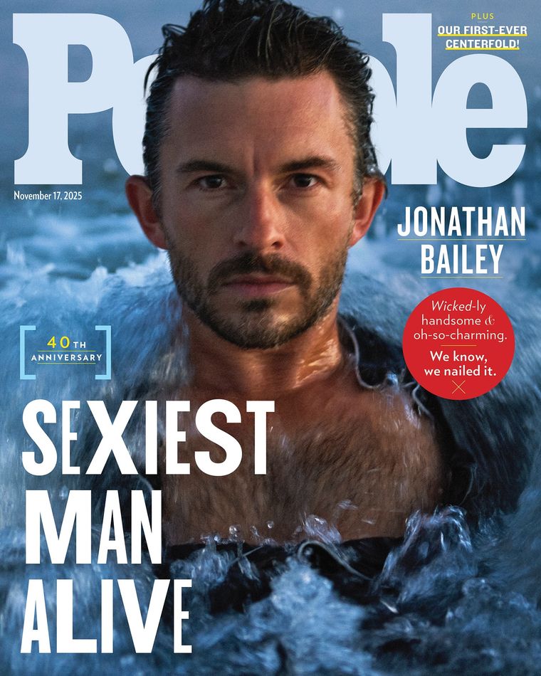 Jonathan Bailey fue elegido el hombre más sexy de 2025. Jonathan Bailey fue elegido el hombre más sexy de 2025.