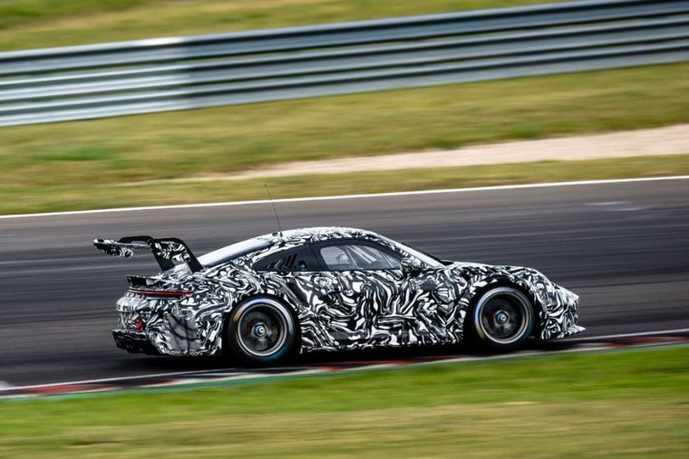 El desarrollo del Porsche 911 GT3 Cup comenzó en enero de 2024 y la producción lo hará en otoño de 2025. &nbsp;