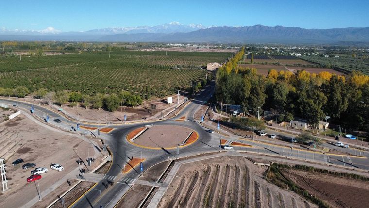 La nueva rotonda está sobre ruta 60 y Maza.&nbsp;