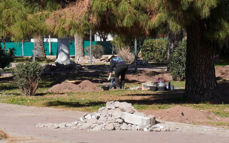 La zona estaba ocupada por el viejo cuartel de la ciudad. La zona estaba ocupada por el viejo cuartel de la ciudad.