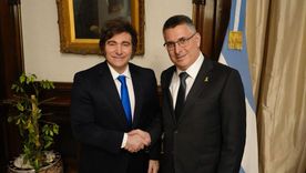 El canciller israelí en Argentina Gideon Sa’ar junto con Javier Milei. El canciller israelí en Argentina Gideon Sa’ar junto con Javier Milei.