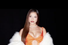 El look impactante de Emilia Mernes en los 40 Music Awards: un homenaje al glamour italiano, ¡Mirá las fotos! Foto: Instagram @marinavengut