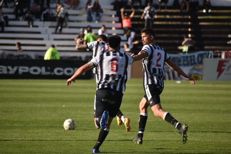 Gimnasia chocará ante Gimnasia y Tiro este viernes, Maipú lo hara ante Gimnasia de Jujuy. Ambos con el derbi a la vista. Foto: Prensa Gimnasia