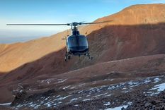 Un helicóptero logró divisar a los andinistas