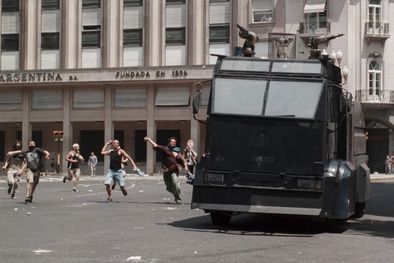MDZol | Por la represión policial en diciembre de 2001 hubo tres muertos en la zona de Plaza de Mayo. Foto: Noticias Argentinas