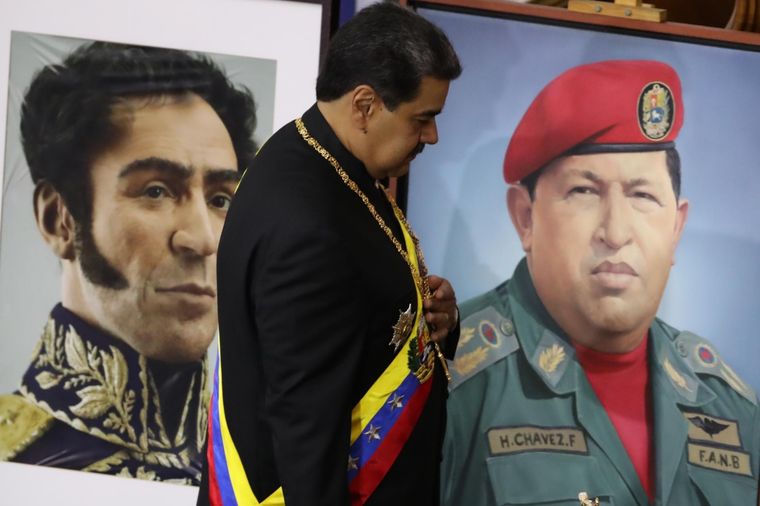 La Justicia argentina ordenó la inmediata captura de Nicolás Maduro y Diosdado Cabello por graves crímenes en Venezuela. Foto: EFE